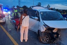 Sopir Tertidur, Dua Penumpang Avanza Tewas di Tol Permai