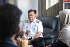 Asmar Bidik Pajak Sarang Walet dan Kilang Sagu untuk Dongkrak PAD Meranti