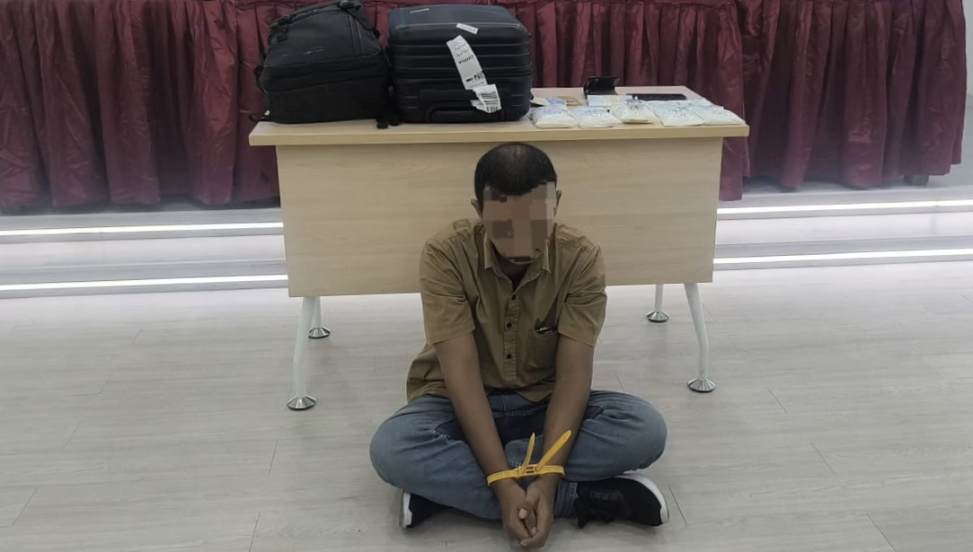 1 Kg Sabu Disamarkan Seperti Pakaian