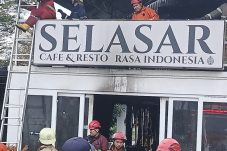 Cafe Selasar Hangus Terbakar