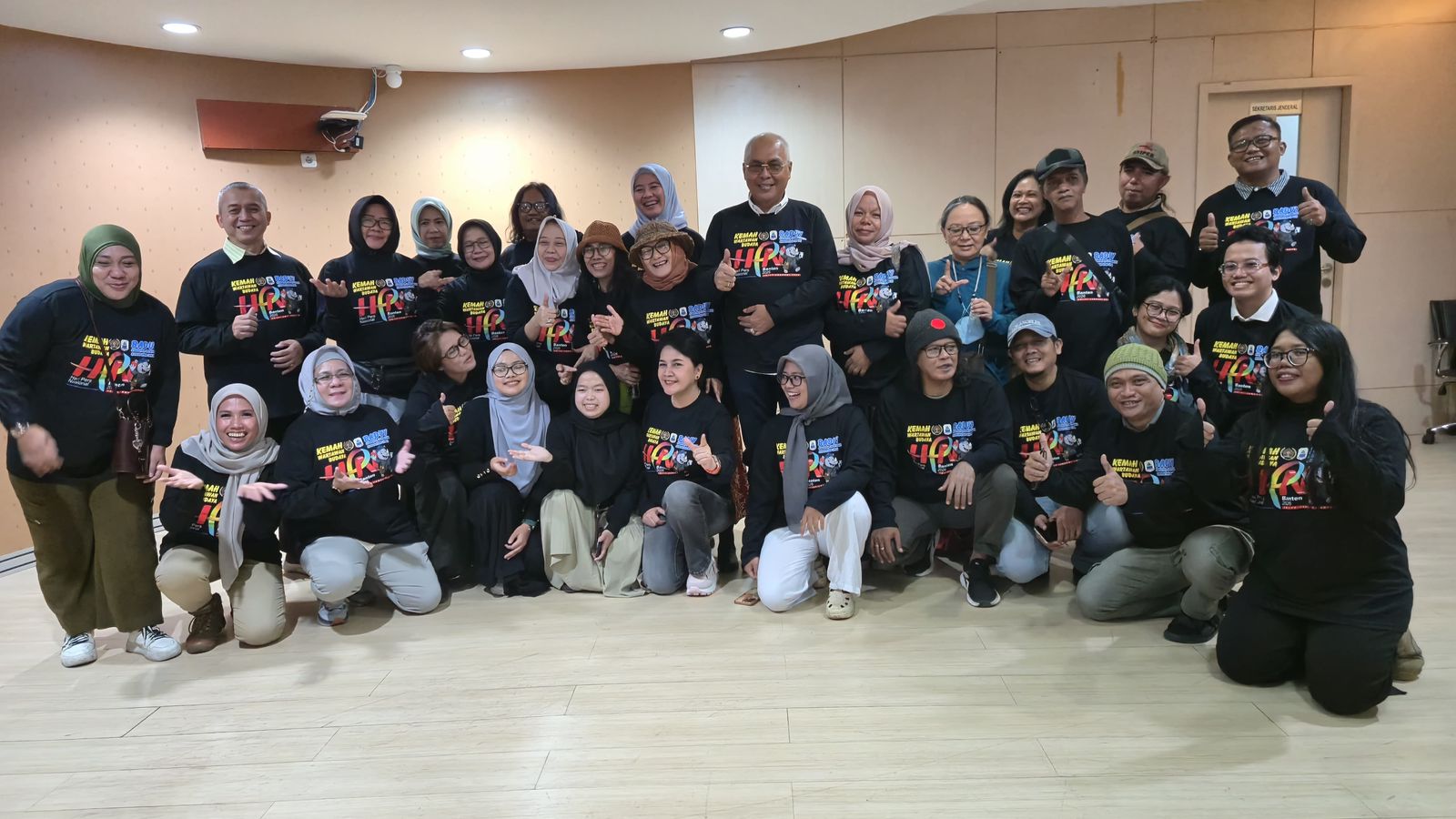 Ketum PWI Lepas Peserta Kemah Budaya Wartawan dalam Rangka HPN 2026 