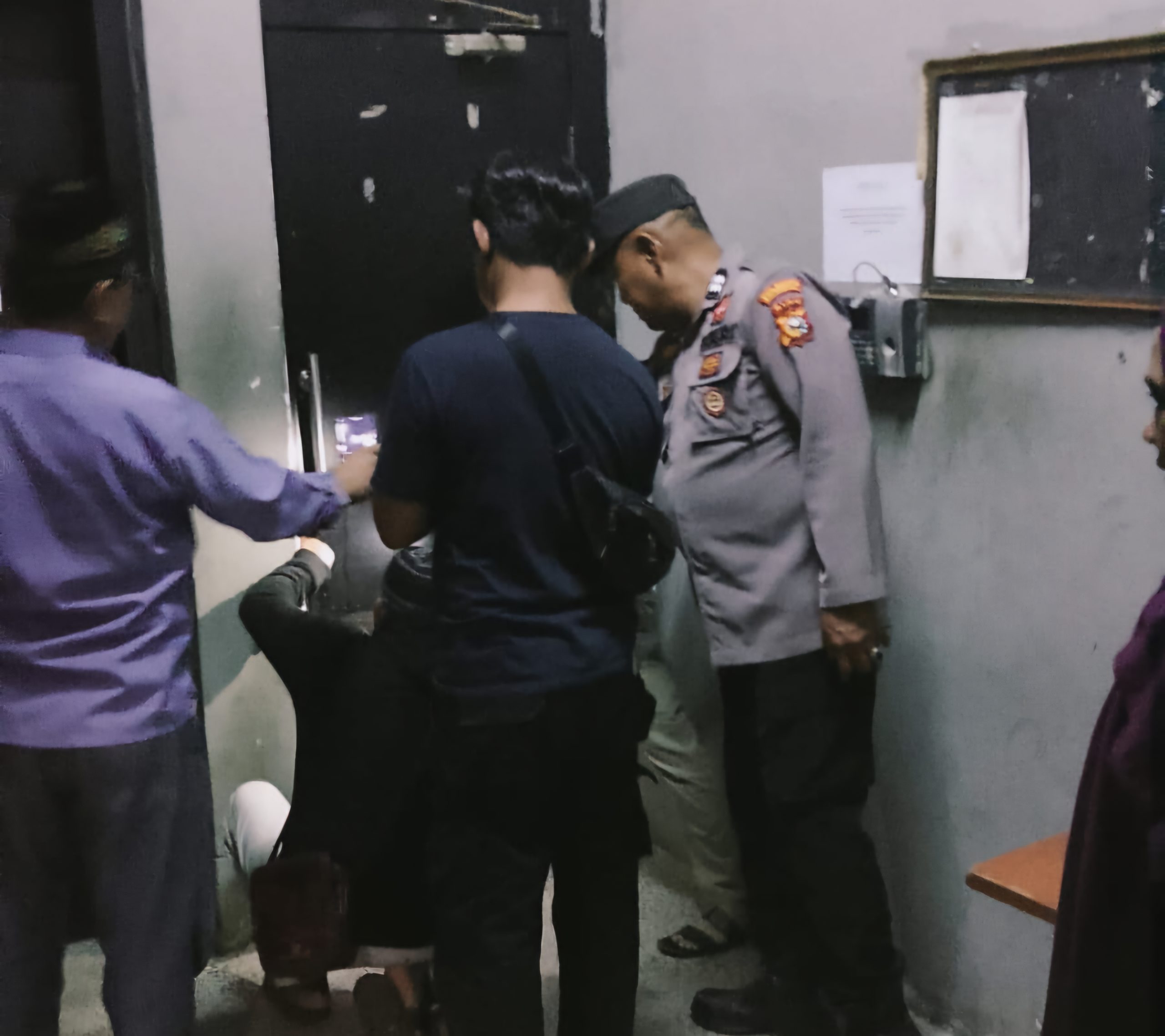 Restu Wali Kota, FORMARAM Gembok New Paragon