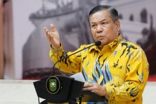 Perkuat Kemandirian Fiskal, Plt Gubri Targetkan PAD Hingga Rp5 Triliun