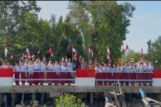 Gotong Royong 13 Hari, Polisi dan Warga Sukses Bangun Jembatan Merah Putih Presisi di Meranti