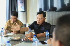 Upah Tak Berubah Sejak 2014, Buruh Gerobak Meranti Keluhkan Tarif Angkut