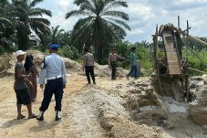 Setelah Dilaporkan Warga, Tiga Lokasi Galian C Ilegal di Kualu Ditertibkan