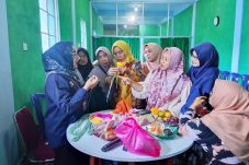 Rumah BUMN Pertamina Meranti Dorong UMKM Naik Kelas Lewat Pelatihan Merajut Dan Sosialiasi Efisiensi Energi