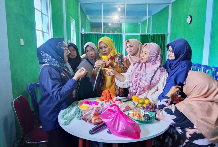 Rumah BUMN Pertamina Meranti Dorong UMKM Naik Kelas Lewat Pelatihan Merajut Dan Sosialiasi Efisiensi Energi