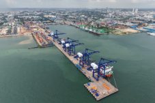 Dalam Lima Bulan Tembus 58 Ribu TEUs, Volume Peti Kemas Direct Call di TPK Batu Ampar Naik 212 Persen 