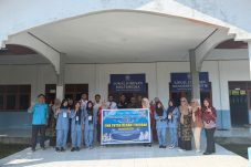 UPT Puskesmas Teluk Belitung Berikan Penyuluhan Pencegahan HIV/AIDS dan Edukasi Kesehatan Remaja pada MPLS SMK Putra Meranti Merbau