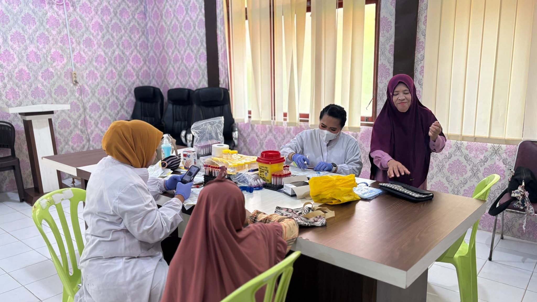 UPT Puskesmas Alai Gandeng BPJS Kesehatan dan Laboratorium Prodia Gelar Skrining Kesehatan Prolanis serta Deteksi Dini Kanker Serviks