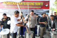 Polda Riau Musnahkan Narkoba Senilai Rp69,7 Miliar, Selamatkan Sekitar 996.375 Jiwa